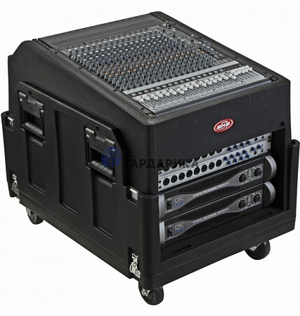 SKB кейс для микшера SKB кейс для микшера